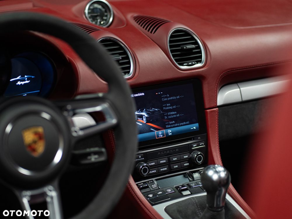 Porsche 718 Boxster Spyder - 18