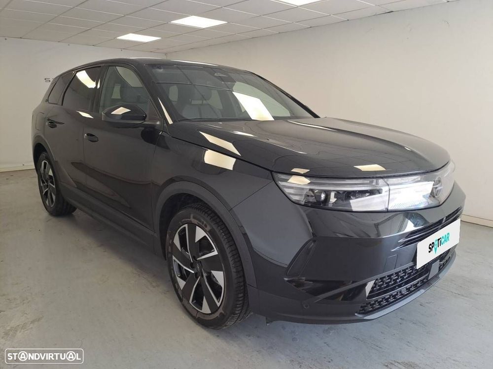 Opel Grandland 1.2 Hybrid GS eDCT — photo 3