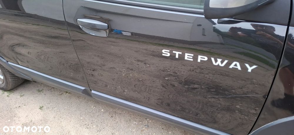 Dacia Lodgy TCe 115 Stepway - 11