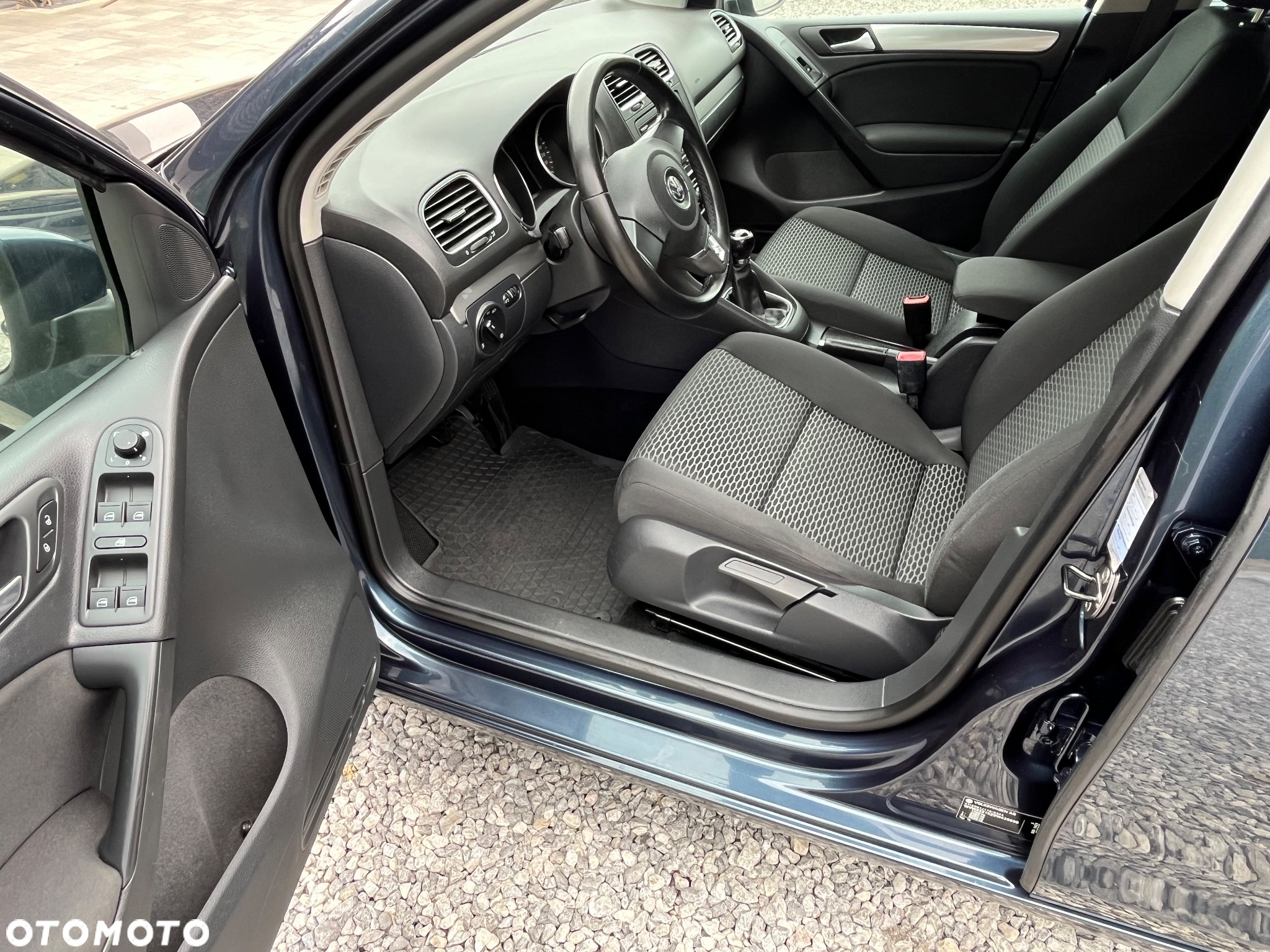 Volkswagen Golf VI 1.6 Highline - 14