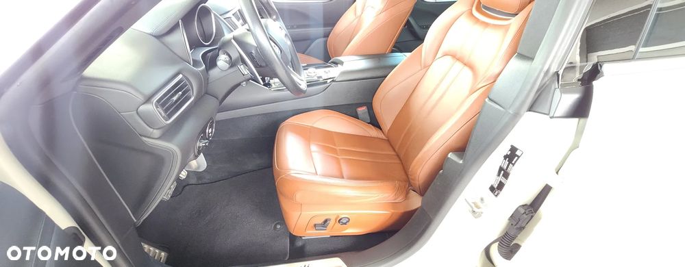 Maserati Levante Diesel Granlusso - 30