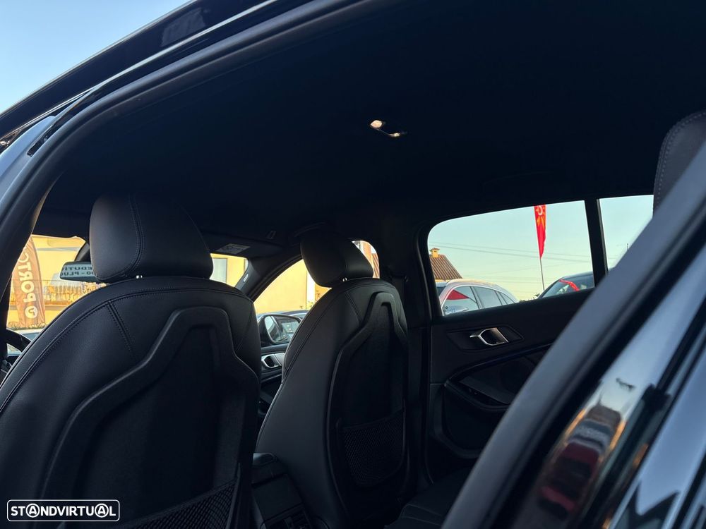 BMW 118 i Pack Desportivo M Auto - 31