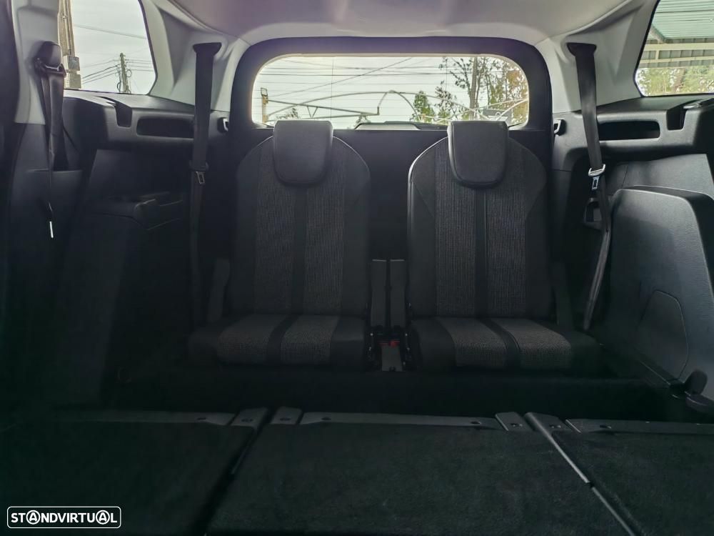 Peugeot 5008 BlueHDI 130 EAT8 Allure - 27