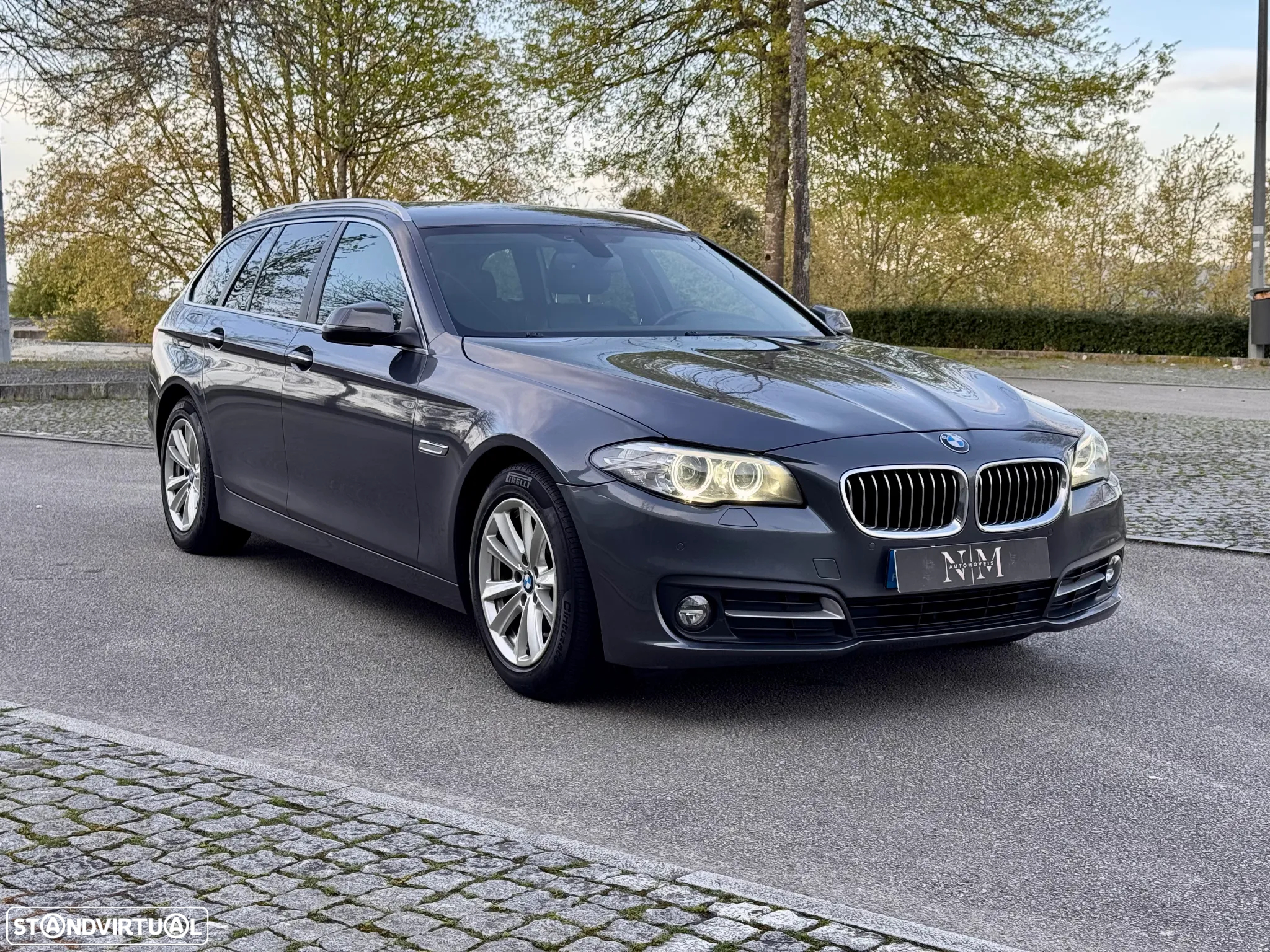 BMW 520 d Auto - 13