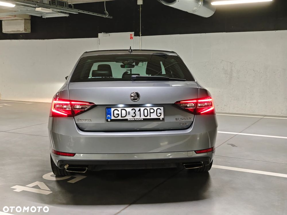 Skoda Superb 2.0 TSI 4x4 L&K DSG - 6