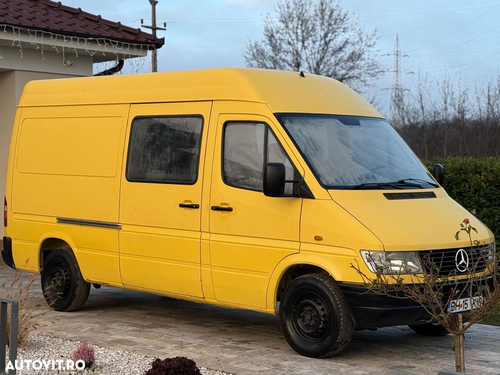 Mercedes-Benz 208 - 2