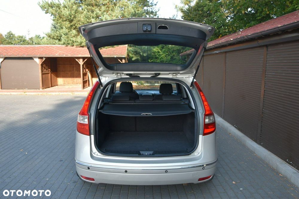Hyundai i30 - 23
