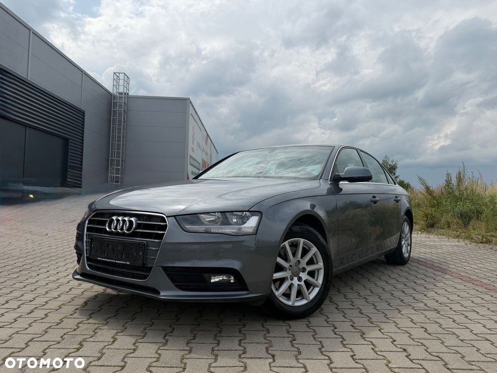 Audi A4 Limousine 2.0 TDI DPF multitronic Attraction - 4