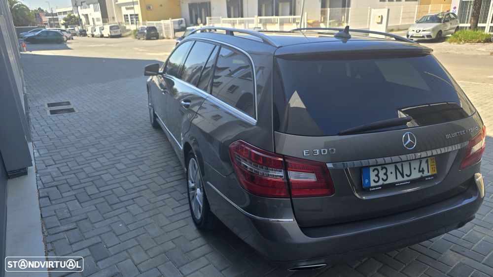 Mercedes-Benz E 300 Bluetec Hybrid Avantgarde - 8