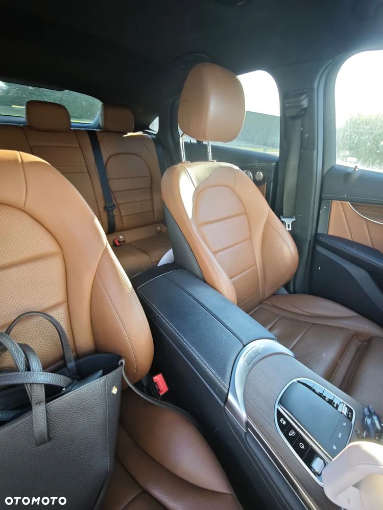 Mercedes-Benz GLC - 2