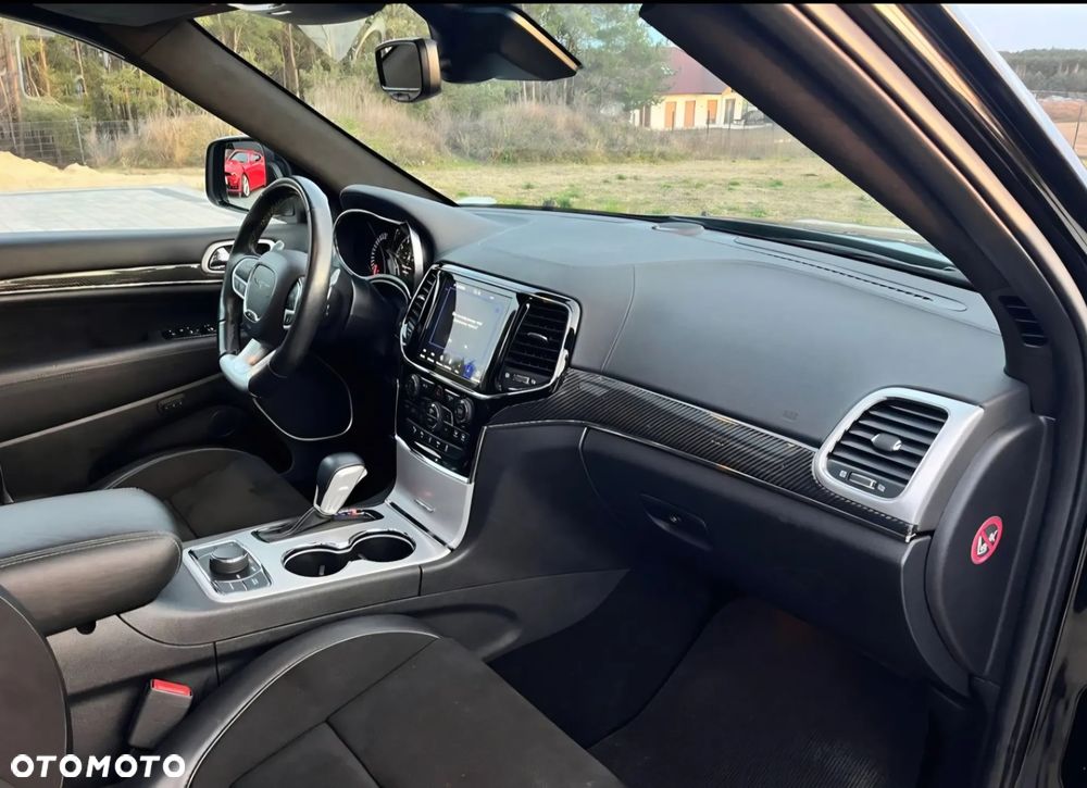 Jeep Grand Cherokee 6.4 V8 SRT8 - 24