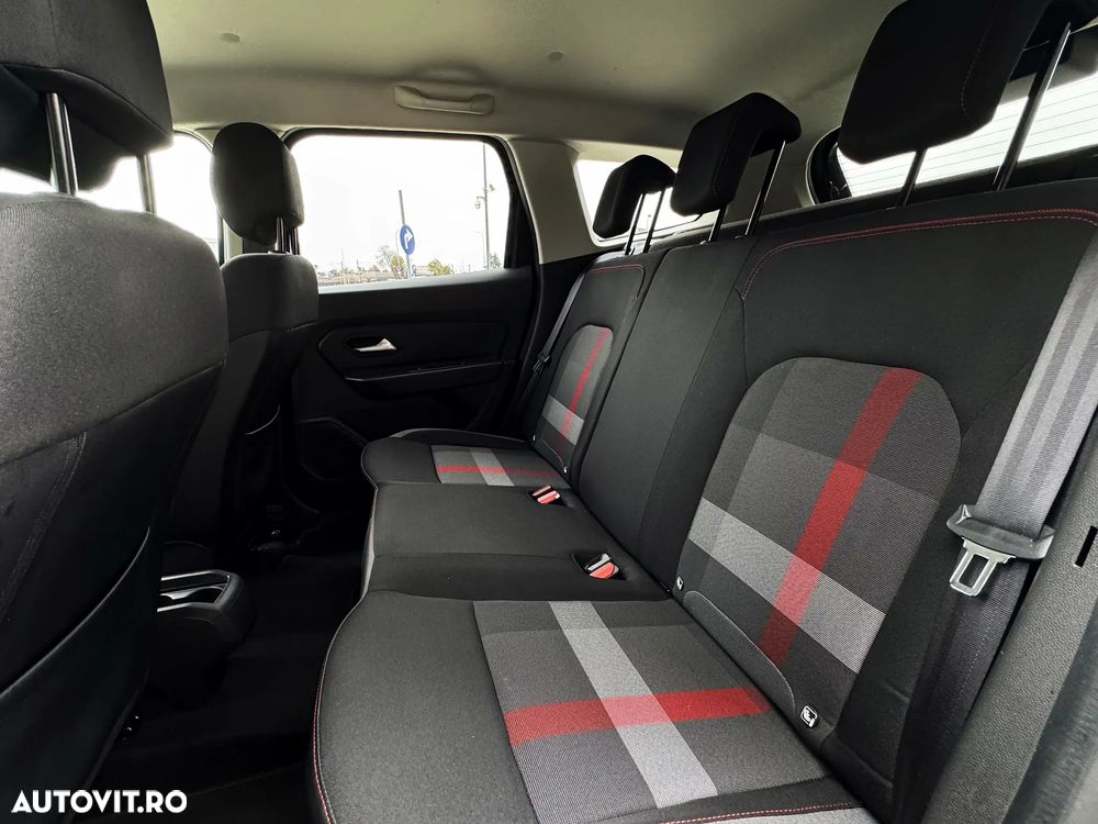 Dacia Duster TCe 130 2WD GPF Celebration - 14