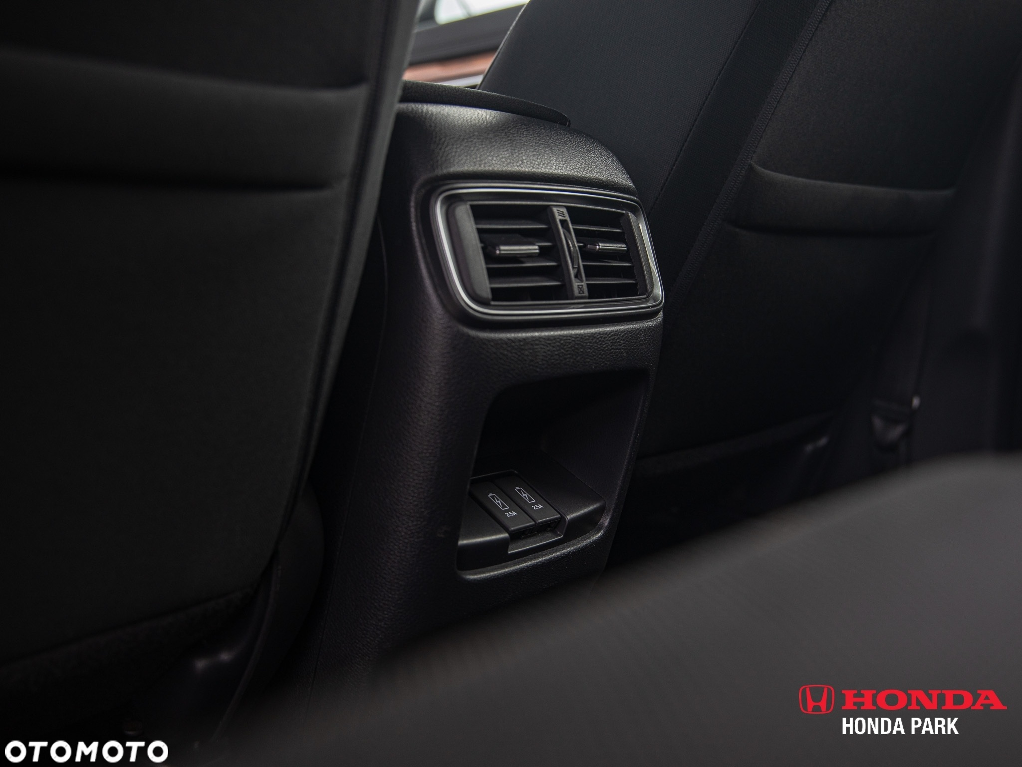 Honda CR-V 2.0 i-MMD Elegance (2WD / Connect+) - 28