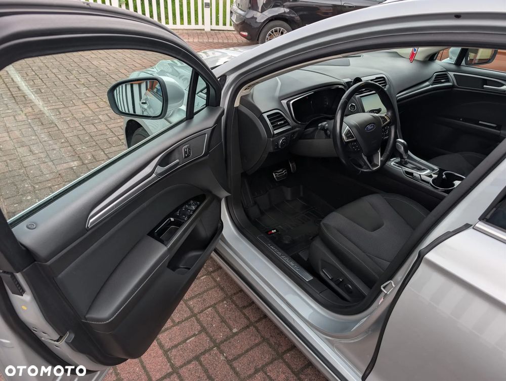 Ford Mondeo 2.0 TDCi STart-Stopp PowerShift-Aut Titanium - 11