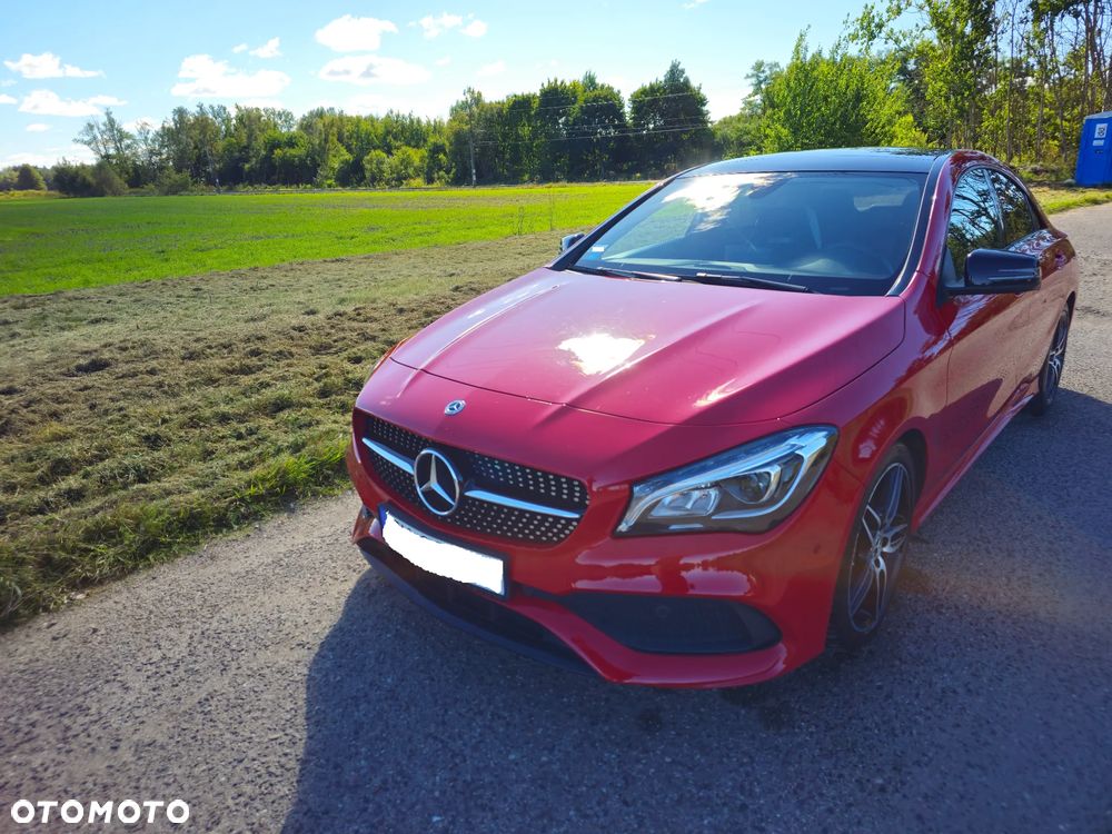 Mercedes-Benz CLA 220 4-Matic AMG Line - 1