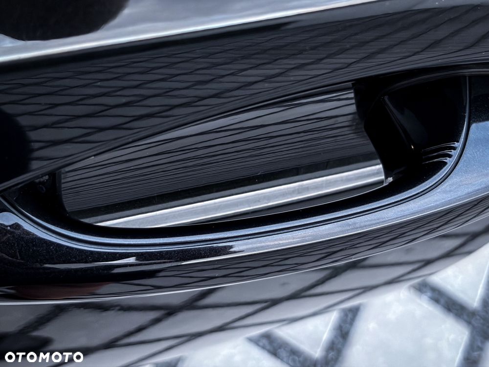 BMW Seria 5 520d xDrive Luxury Line - 35