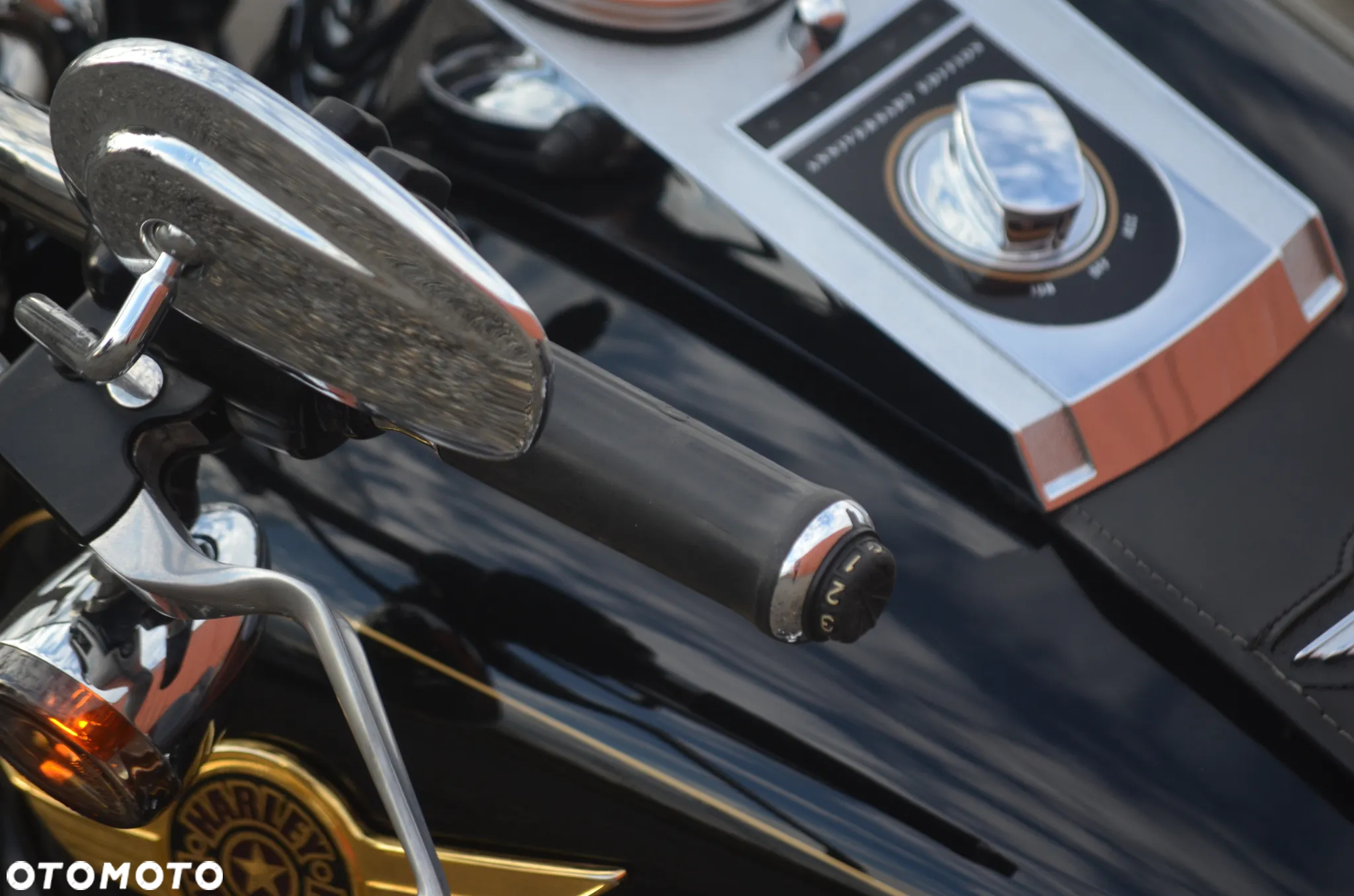 Harley-Davidson Softail Fat Boy - 32