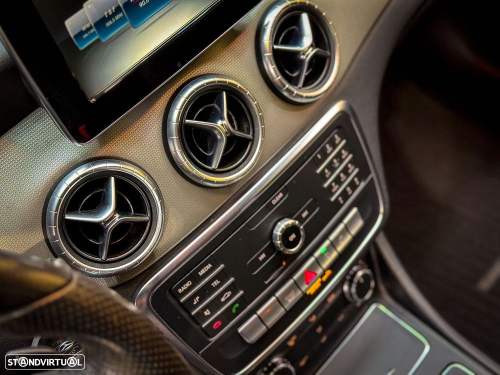 Mercedes-Benz CLA 180 - 46