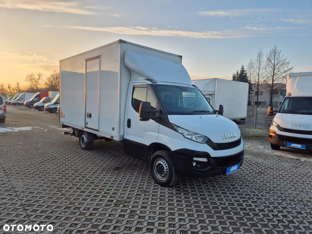 Iveco Daily 35S13, kontener 8PAL, winda 750KG, klima - 3
