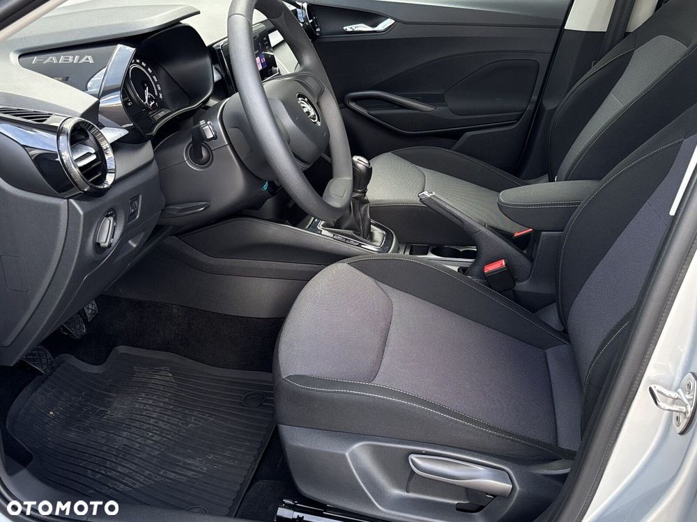 Skoda Fabia 1.0 Ambition - 12