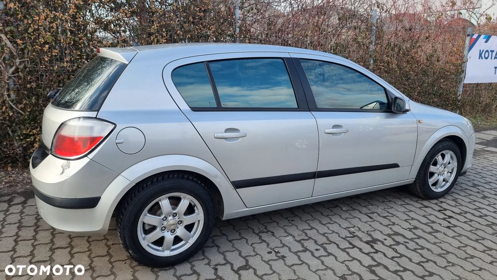 Opel Astra 1.4 Cosmo - 22