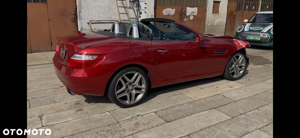 Mercedes-Benz SLK 250 CGI - 2