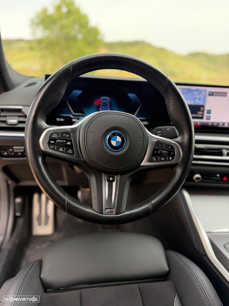 BMW i4 eDrive40 Pack Desportivo M - 12