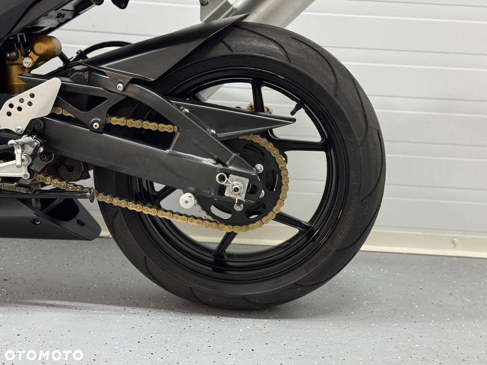 Kawasaki ZXR - 15