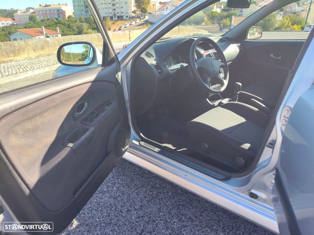 Mitsubishi Carisma SD 1.3 Comfort - 14