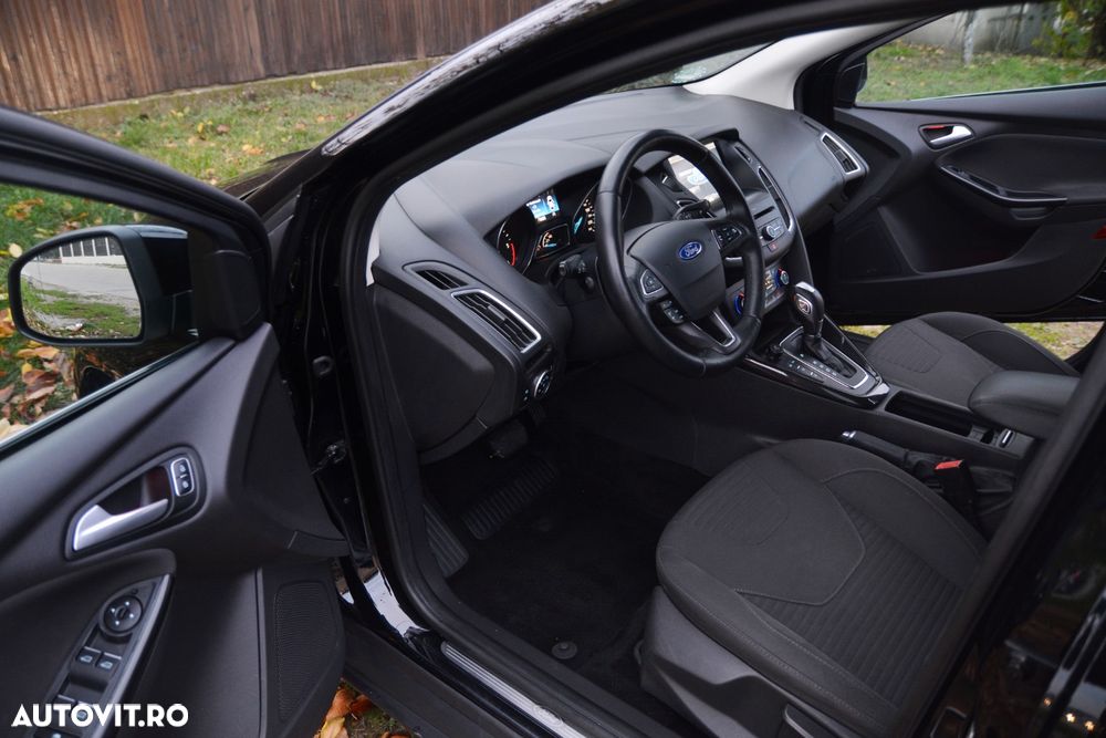 Ford Focus 2.0 TDCi DPF Start-Stopp-System Aut. Business - 14