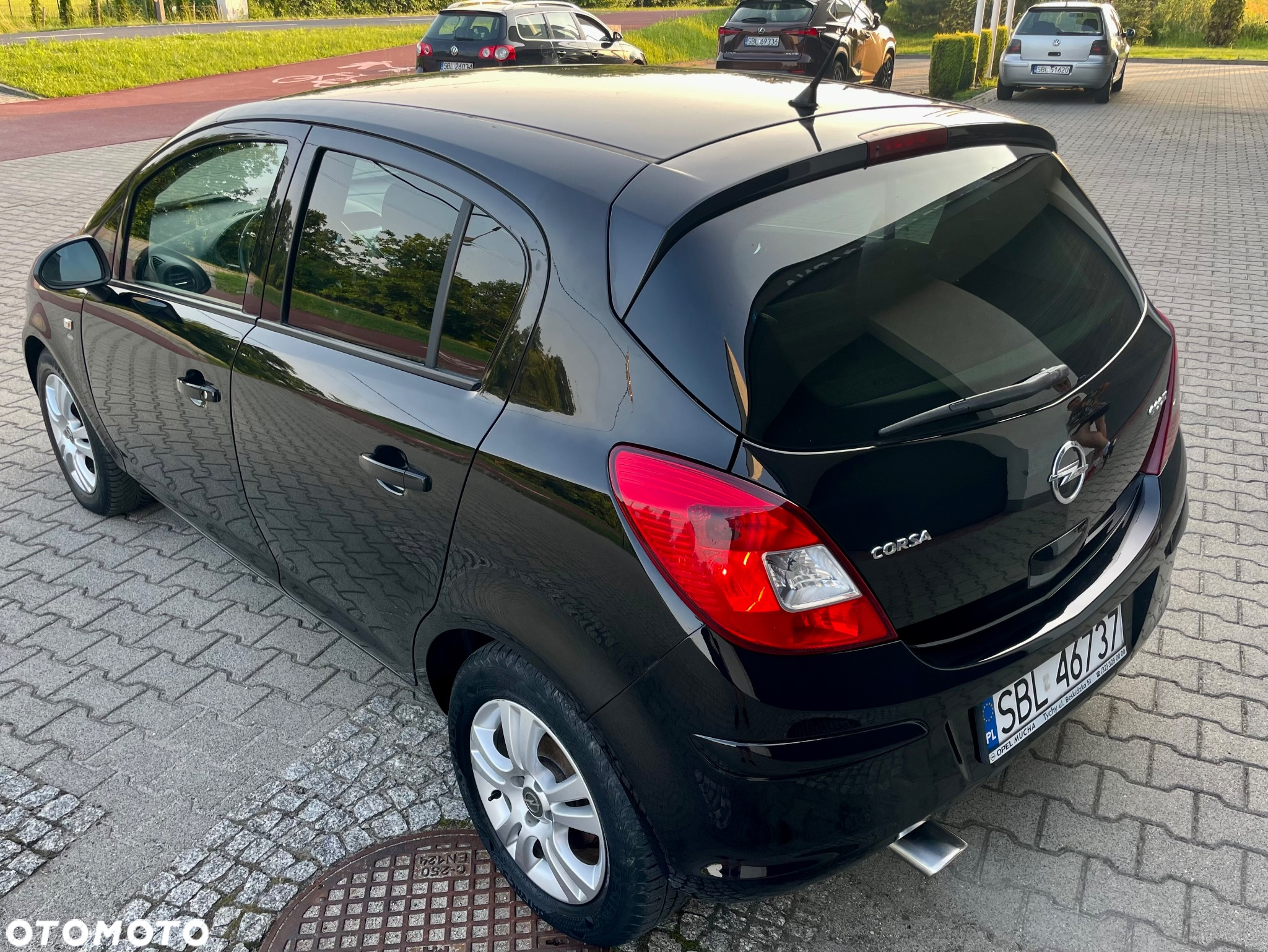 Opel Corsa 1.2 16V Cosmo - 8