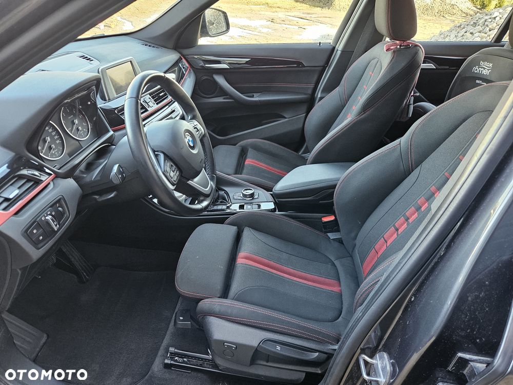 BMW X1 sDrive18d xLine sport - 16