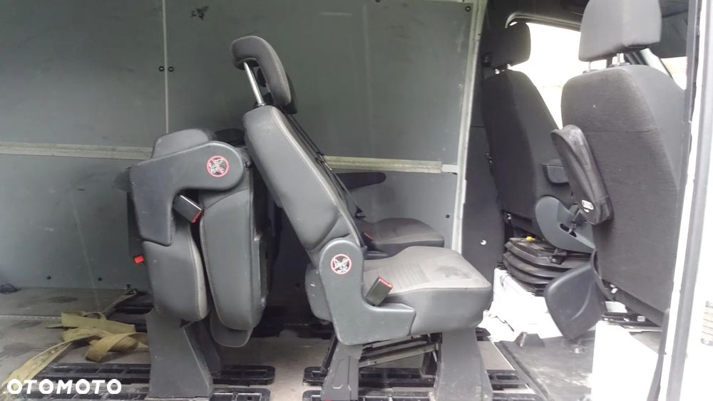 Mercedes-Benz SPRINTER - 15