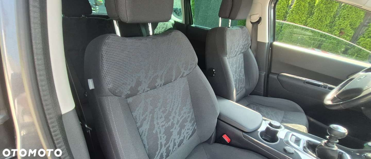Peugeot 3008 1.6 HDi Premium - 14