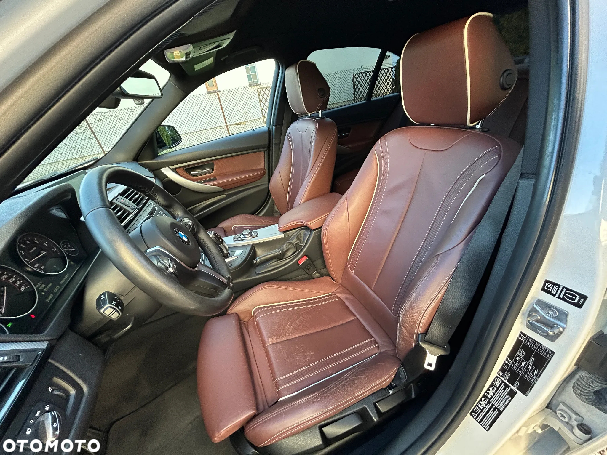 BMW Seria 3 335i - 34