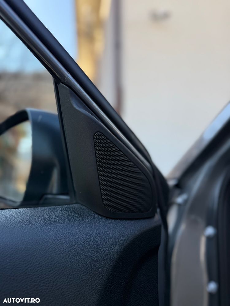 Suzuki Vitara 1.6 DDIS (4x2) Comfort - 14