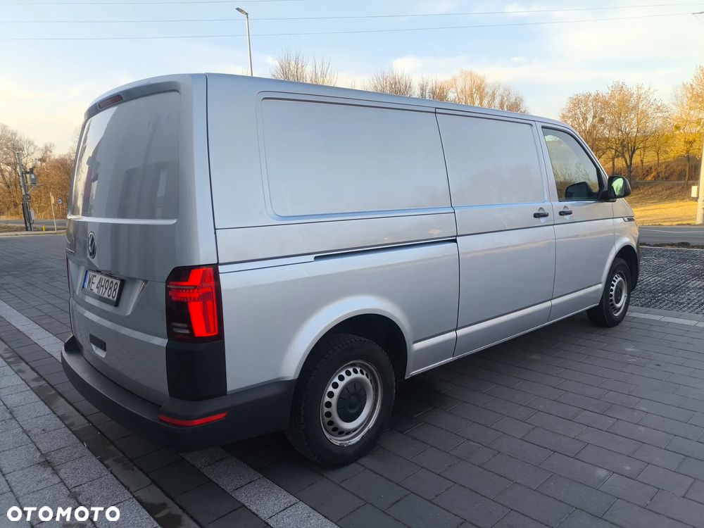 Volkswagen Transporter - 9