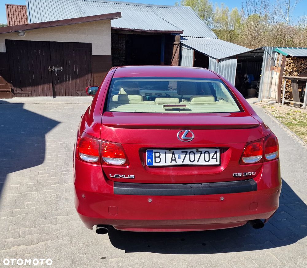 Lexus GS - 2