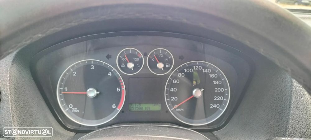 Ford Focus SW 1.6 TDCi Connection - 24