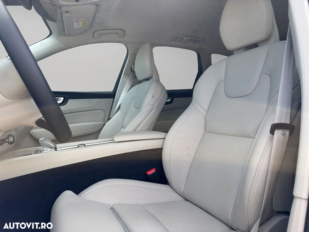 Volvo XC 60 - 22