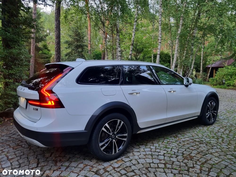 Volvo V90 Cross Country B5 D AWD Pro - 4