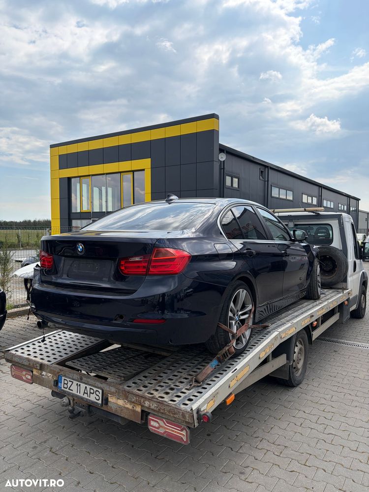 Dezmembram BMW F30 2.0 diesel N47TU din 2014 - 2