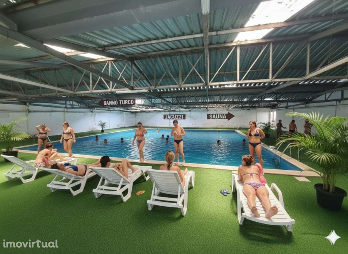 Armazém com 1 000 m2 no centro de Espinho - Grande imagem: 2/29