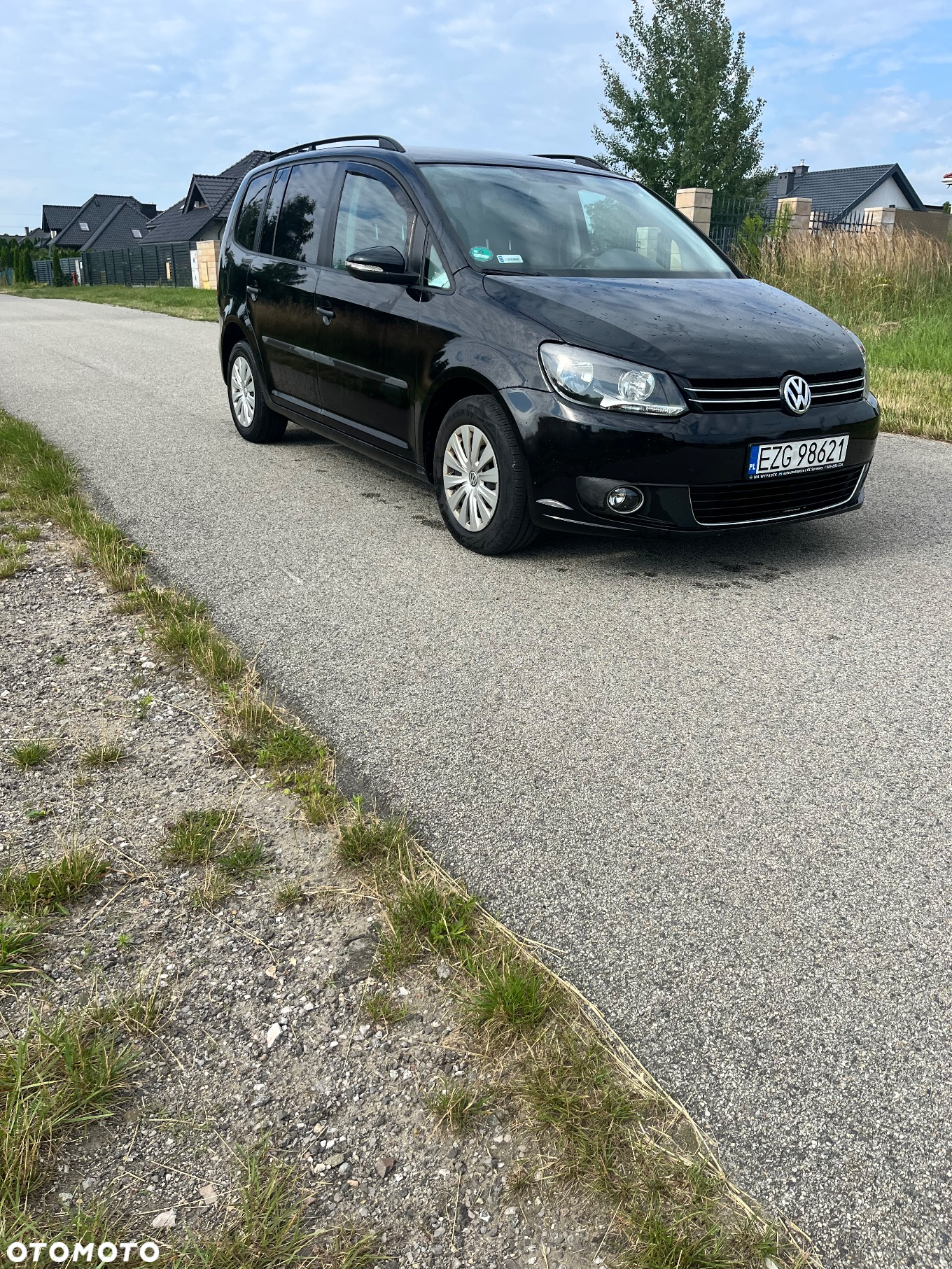 Volkswagen Touran 1.6 TDI DPF BlueMot Comfortline - 3