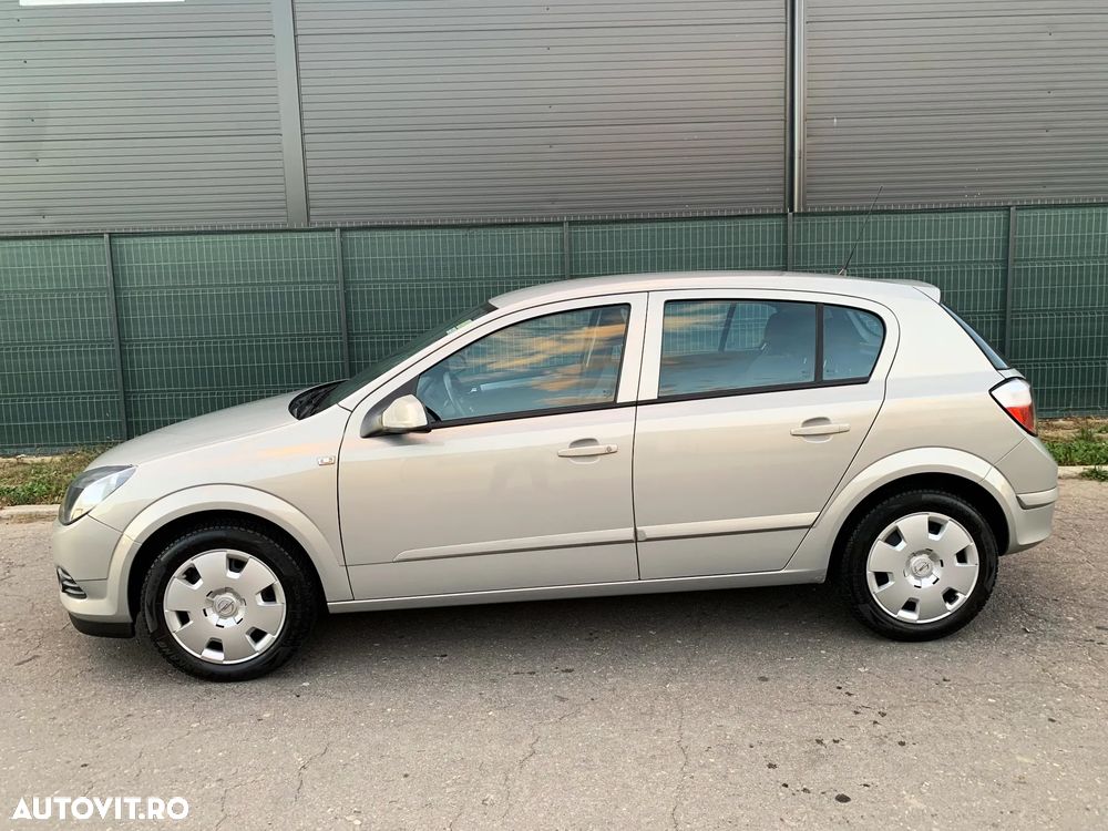 Opel Astra - 4