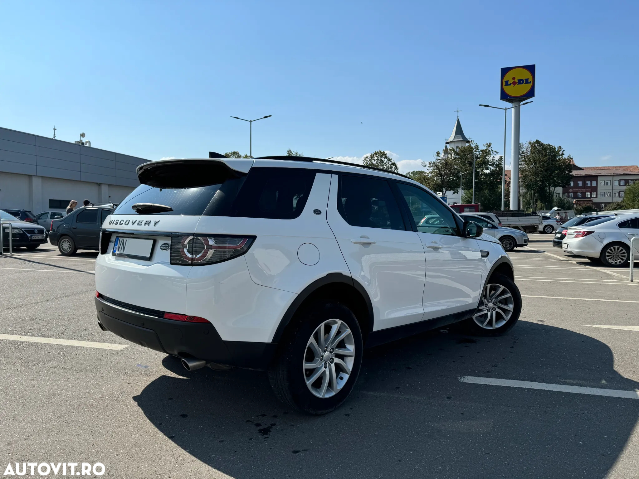 Land Rover Discovery Sport 2.0 l TD4 HSE Aut. - 4