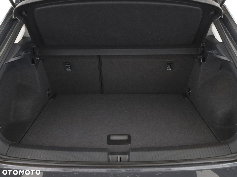 Volkswagen T-Roc 1.5 TSI Life - 21