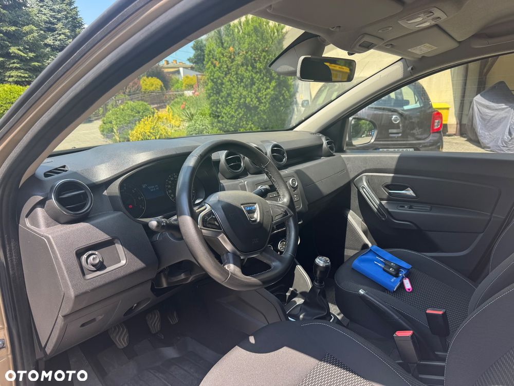 Dacia Duster 1.6 SCe Outdoor S&S - 14