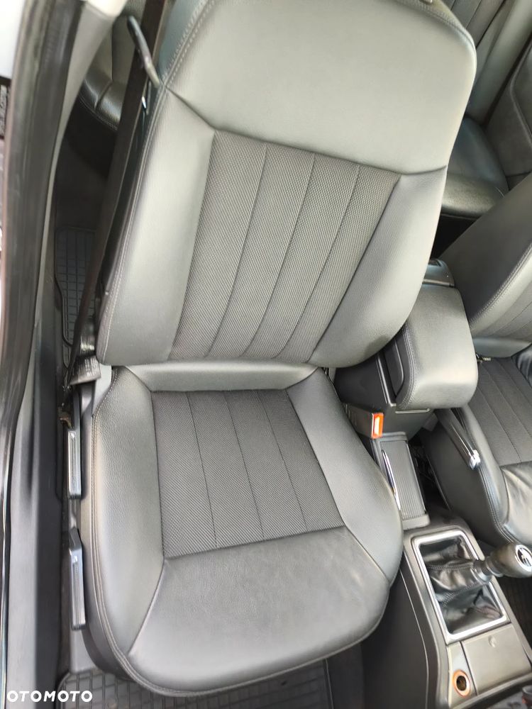 Opel Vectra 1.8 Essentia - 12