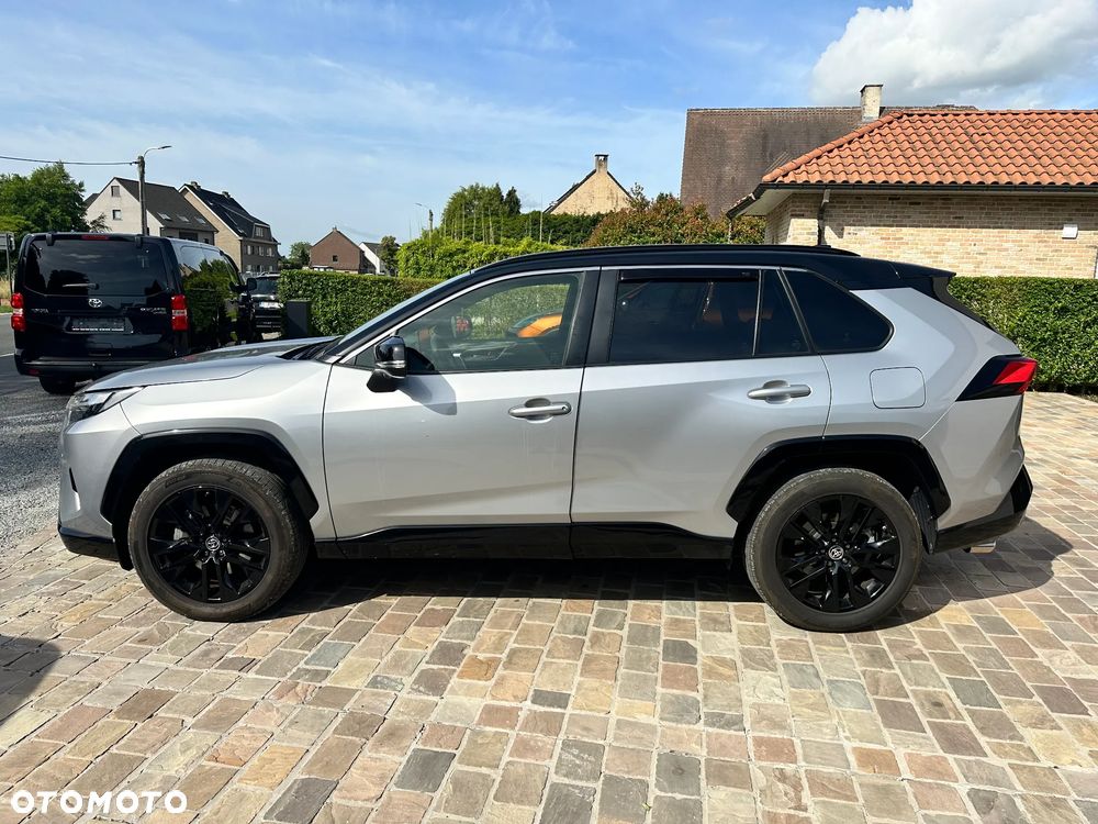 Toyota RAV4 - 4
